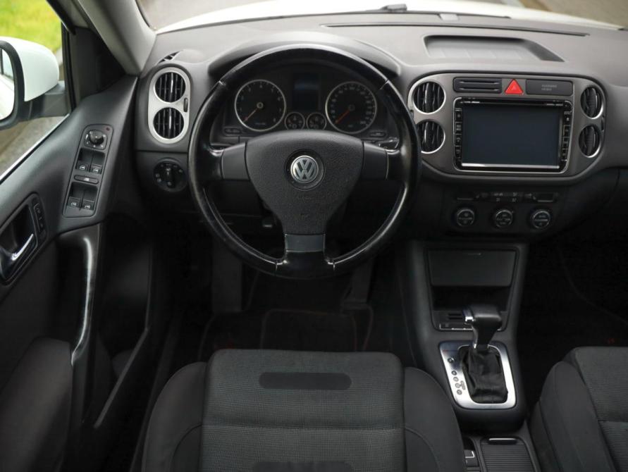 Volkswagen Tiguan I Санкт-Петербург  - изображение 12