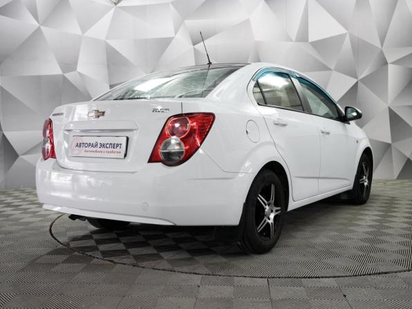 Chevrolet Aveo II с пробегом 2015 года, цена 561 000 рублей, 165000 км, седан, Автокод Объявления
