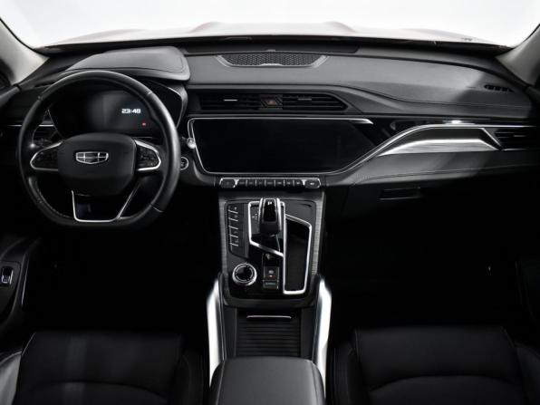 Geely Atlas Pro с пробегом 2023 года, цена 1 915 000 рублей, 77666 км, внедорожник, Автокод Объявления