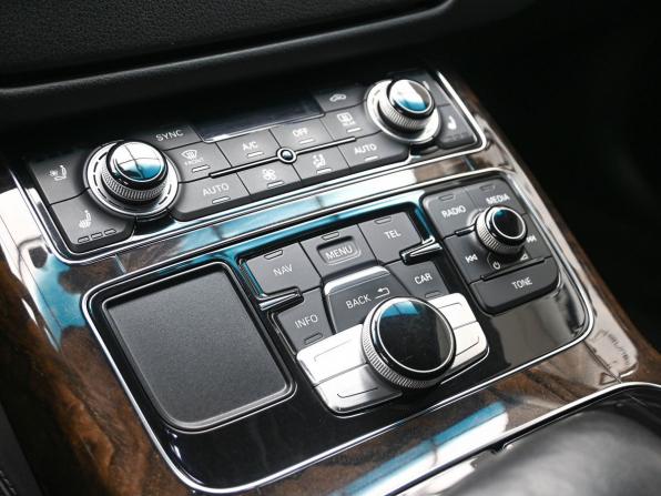 Audi A8 III (D4) с пробегом 2012 года, цена 2 049 000 рублей, 163886 км, седан, Автокод Объявления