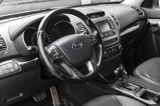 Kia Sorento II Рестайлинг с пробегом 2020 года, цена 2 420 000 рублей, 108593 км, внедорожник, Автокод Объявления