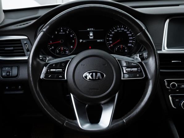 Kia Optima IV Рестайлинг с пробегом 2018 года, цена 1 997 000 рублей, 98414 км, седан, Автокод Объявления