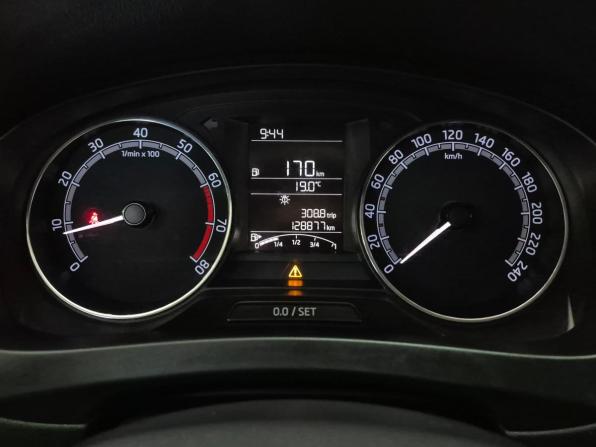 Skoda Rapid I Рестайлинг с пробегом 2018 года, цена 1 040 000 рублей, 128877 км, лифтбек, Автокод Объявления