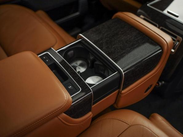 Land Rover Range Rover IV Рестайлинг с пробегом 2019 года, цена 6 950 000 рублей, 164549 км, внедорожник, Автокод Объявления