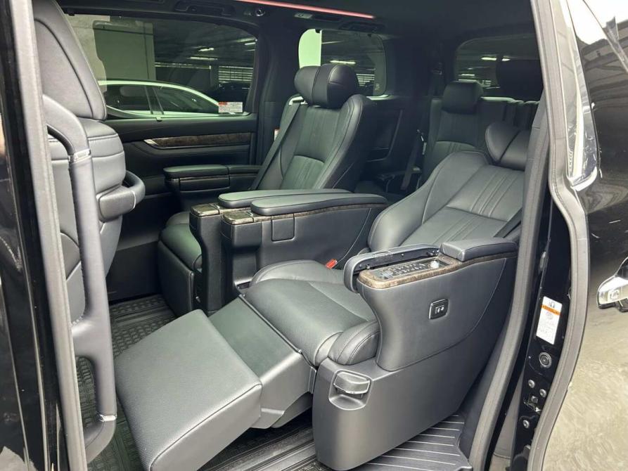 Toyota Alphard III Рестайлинг Москва  - изображение 9