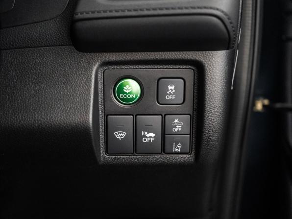 Honda Vezel I Рестайлинг с пробегом 2018 года, цена 1 849 500 рублей, 94217 км, внедорожник, Автокод Объявления