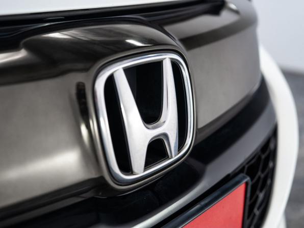 Honda Vezel I Рестайлинг с пробегом 2018 года, цена 1 970 000 рублей, 87254 км, внедорожник, Автокод Объявления