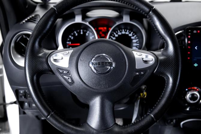Nissan Juke I с пробегом 2012 года, цена 899 000 рублей, 186565 км, внедорожник, Автокод Объявления