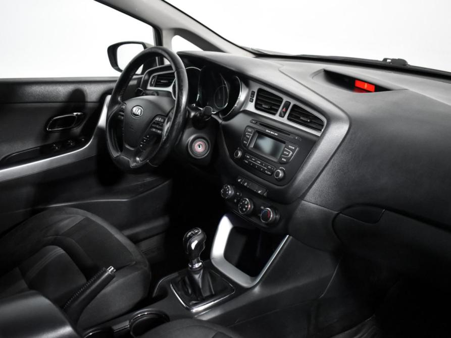 Kia Ceed II Санкт-Петербург  - изображение 14