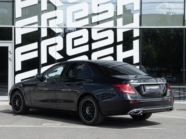 Mercedes-Benz E-Класс V (W213 S213 C238) с пробегом 2018 года, цена 2 820 000 рублей, 163761 км, седан, Автокод Объявления