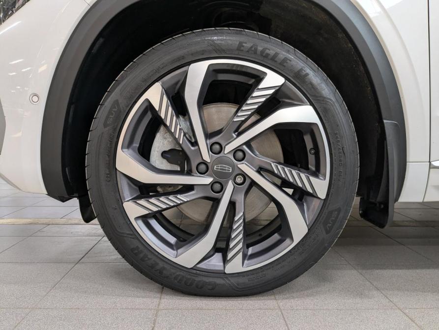 Geely Monjaro I Москва  - изображение 12