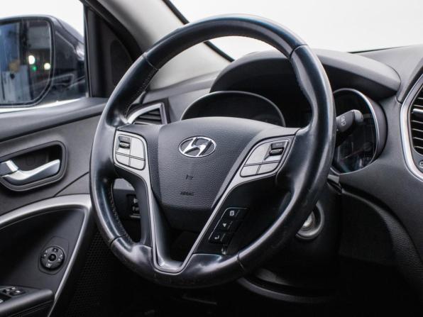 Hyundai Santa Fe III с пробегом 2013 года, цена 1 470 000 рублей, 303182 км, внедорожник, Автокод Объявления