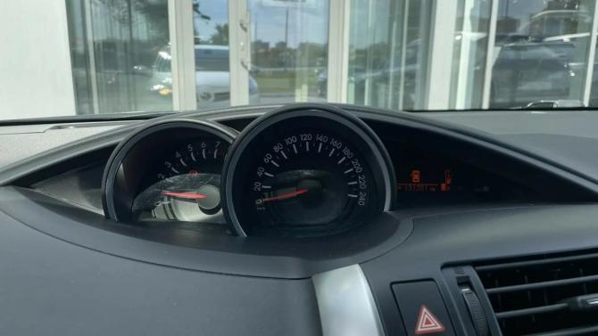 Toyota Verso I Рестайлинг с пробегом 2013 года, цена 1 450 000 рублей, 131147 км, компактвэн, Автокод Объявления