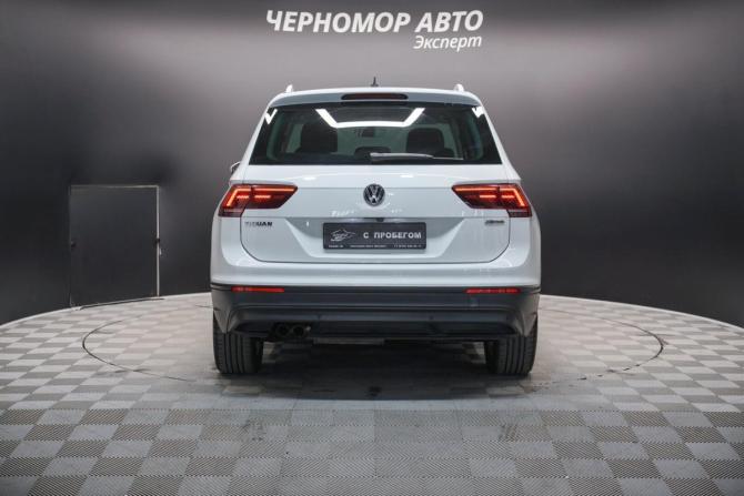 Volkswagen Tiguan II с пробегом 2018 года, цена 2 750 000 рублей, 164585 км, внедорожник, Автокод Объявления