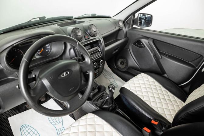 Lada (ВАЗ) Granta I с пробегом 2014 года, цена 379 000 рублей, 132125 км, седан, Автокод Объявления