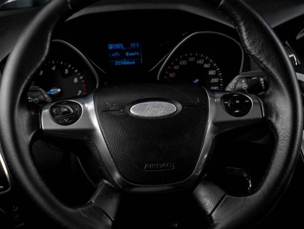 Ford Focus III с пробегом 2013 года, цена 799 000 рублей, 217466 км, хэтчбек, Автокод Объявления