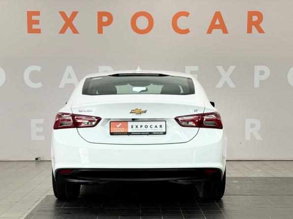Chevrolet Malibu IX Рестайлинг с пробегом 2021 года, цена 1 630 000 рублей, 131489 км, седан, Автокод Объявления