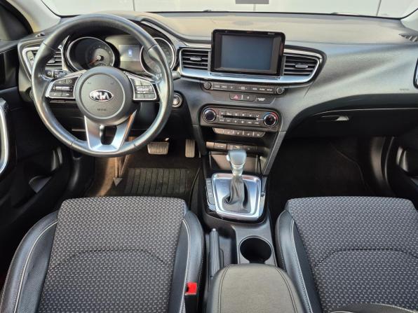 Kia Ceed III с пробегом 2019 года, цена 1 696 000 рублей, 114730 км, хэтчбек, Автокод Объявления