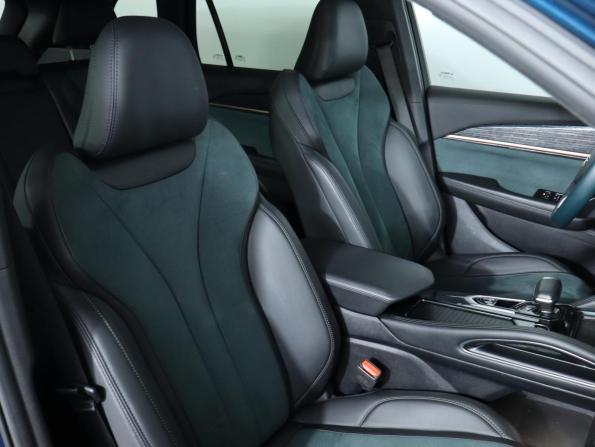 Geely Monjaro I с пробегом 2023 года, цена 2 999 000 рублей, 50000 км, внедорожник, Автокод Объявления