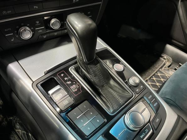 Audi A6 IV (C7) Рестайлинг с пробегом 2015 года, цена 1 549 000 рублей, 225916 км, седан, Автокод Объявления
