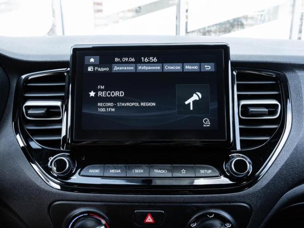 Hyundai Solaris II с пробегом 2020 года, цена 1 549 000 рублей, 72390 км, седан, Автокод Объявления