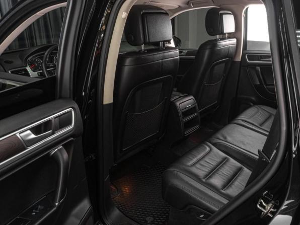 Volkswagen Touareg II Рестайлинг с пробегом 2015 года, цена 2 647 000 рублей, 186594 км, внедорожник, Автокод Объявления