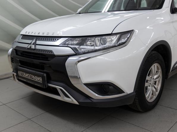 Mitsubishi Outlander III Рестайлинг 3 с пробегом 2019 года, цена 1 998 000 рублей, 150320 км, внедорожник, Автокод Объявления