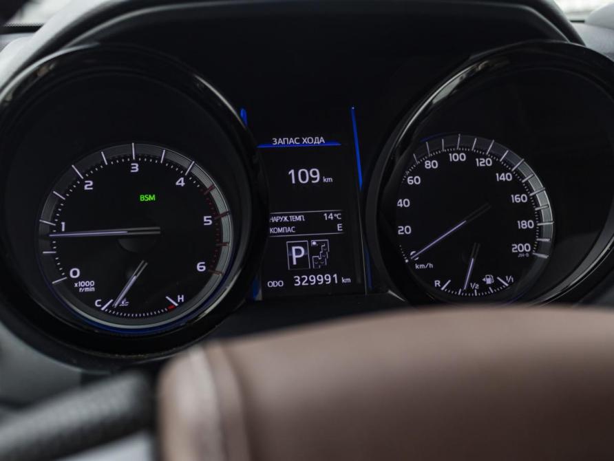 Toyota Land Cruiser Prado 150 Series Рестайлинг 1 Москва  - изображение 13