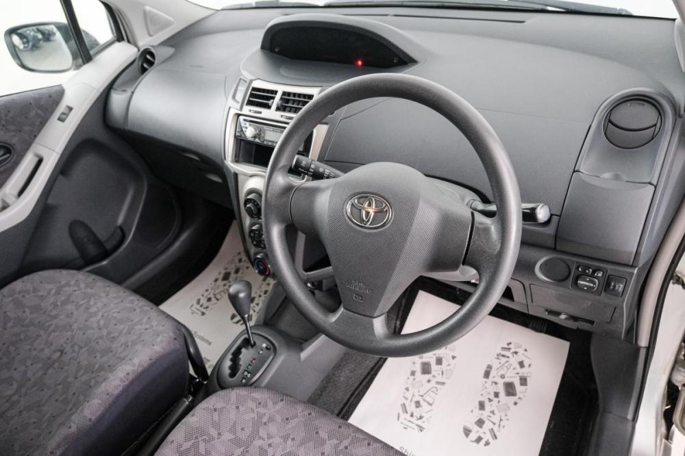 Toyota Vitz II (XP90) Красноярск  - изображение 9