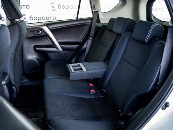 Toyota RAV4 IV (XA40) Рестайлинг с пробегом 2016 года, цена 2 235 000 рублей, 126670 км, внедорожник, Автокод Объявления