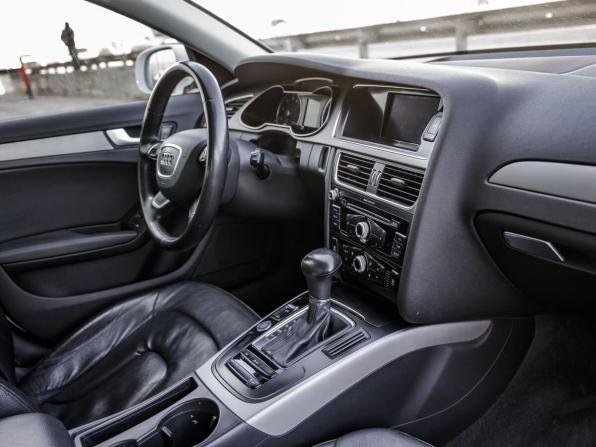 Audi A4 IV (B8) Рестайлинг с пробегом 2012 года, цена 1 298 000 рублей, 165899 км, седан, Автокод Объявления