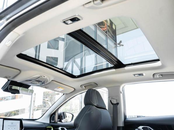 Geely Coolray I Рестайлинг с пробегом 2023 года, цена 2 095 000 рублей, 60390 км, внедорожник, Автокод Объявления
