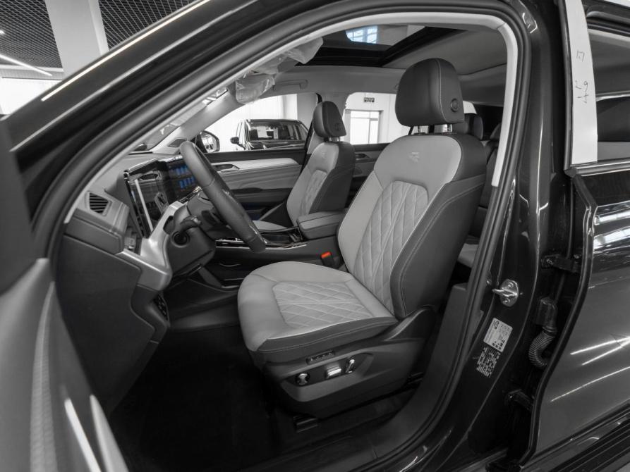 Volkswagen Tavendor I Москва  - изображение 9
