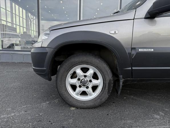 Chevrolet Niva I Рестайлинг с пробегом 2018 года, цена 660 000 рублей, 148045 км, внедорожник, Автокод Объявления