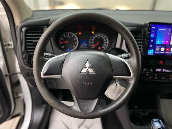 Mitsubishi Outlander III с пробегом 2014 года, цена 1 350 000 рублей, 194585 км, внедорожник, Автокод Объявления
