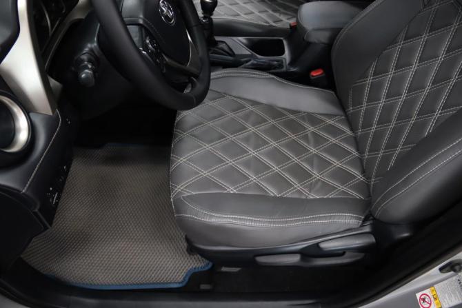 Toyota RAV4 IV (XA40) с пробегом 2013 года, цена 1 645 450 рублей, 317342 км, внедорожник, Автокод Объявления