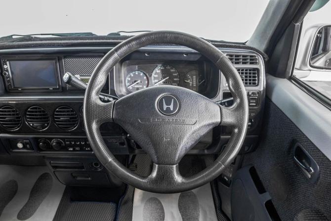 Honda Stepwgn I Рестайлинг с пробегом 2001 года, цена 679 000 рублей, 644000 км, минивэн, Автокод Объявления