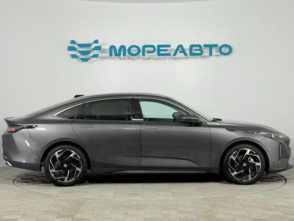 Changan Lamore с пробегом 2024 года, цена 2 120 000 рублей, 15706 км, седан, Автокод Объявления