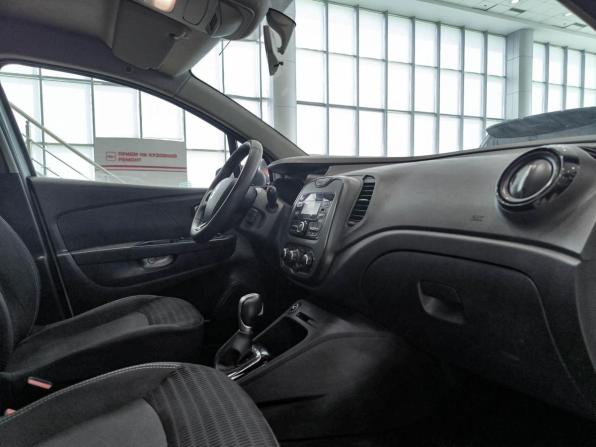 Renault Kaptur I с пробегом 2019 года, цена 1 384 000 рублей, 108235 км, внедорожник, Автокод Объявления