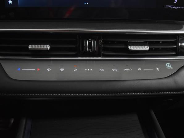 Chery Tiggo 8 Pro Max I Рестайлинг с пробегом 2024 года, цена 2 497 550 рублей, 17675 км, внедорожник, Автокод Объявления