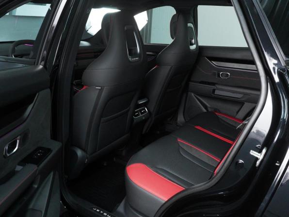 JETOUR DASHING I с пробегом 2024 года, цена 2 299 000 рублей, 26588 км, внедорожник, Автокод Объявления