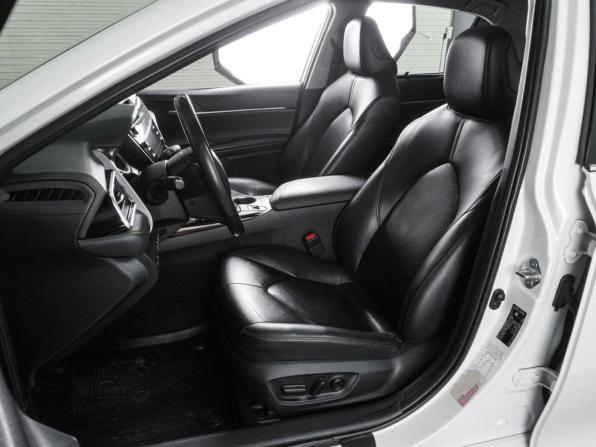 Toyota Camry VIII (XV70) с пробегом 2020 года, цена 2 649 000 рублей, 156025 км, седан, Автокод Объявления