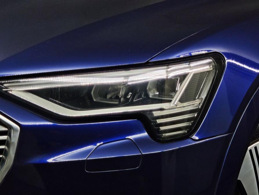 Audi e-tron I Москва  - изображение 10