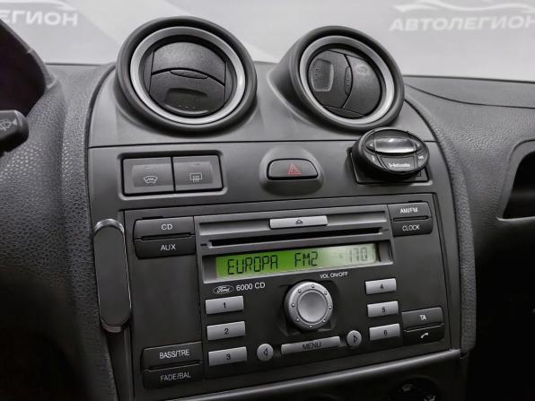 Ford Fiesta Mk5 с пробегом 2007 года, цена 395 000 рублей, 199006 км, хэтчбек, Автокод Объявления