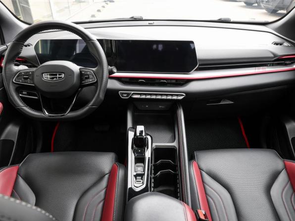 Geely Coolray I Рестайлинг с пробегом 2024 года, цена 2 198 000 рублей, 48375 км, внедорожник, Автокод Объявления
