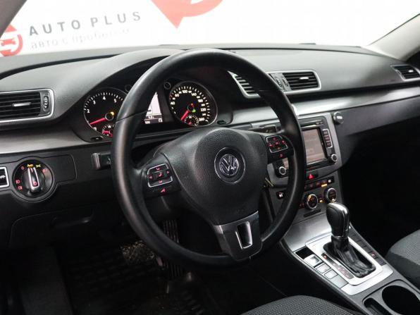 Volkswagen Passat B7 с пробегом 2012 года, цена 1 019 000 рублей, 187550 км, седан, Автокод Объявления