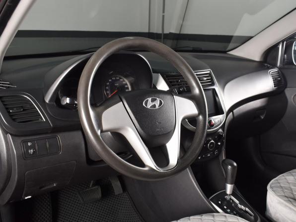 Hyundai Solaris I с пробегом 2011 года, цена 634 995 рублей, 146857 км, седан, Автокод Объявления