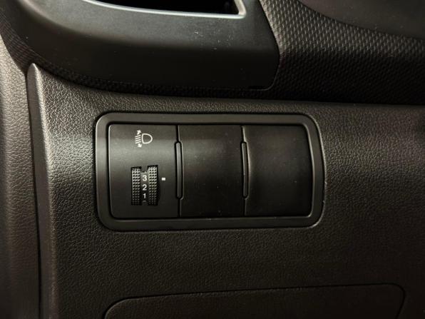 Hyundai Solaris I с пробегом 2012 года, цена 929 000 рублей, 115564 км, седан, Автокод Объявления