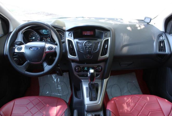 Ford Focus III с пробегом 2012 года, цена 850 000 рублей, 92426 км, хэтчбек, Автокод Объявления
