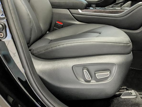 Toyota Highlander IV (XU70) с пробегом 2025 года, цена 5 649 500 рублей, 10 км, внедорожник, Автокод Объявления
